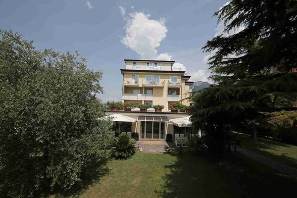 Foto esterno Hotel Villa Verde