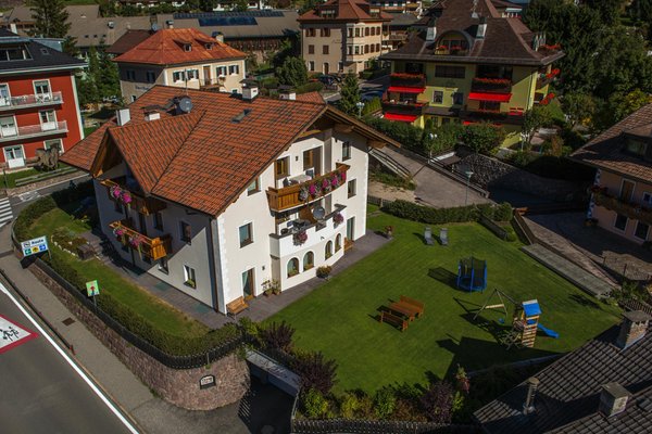 Lage Ferienwohnungen Ansciuda St. Ulrich