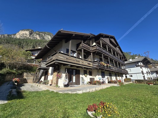 Foto Außenansicht Ferienwohnung Fior Di Larice