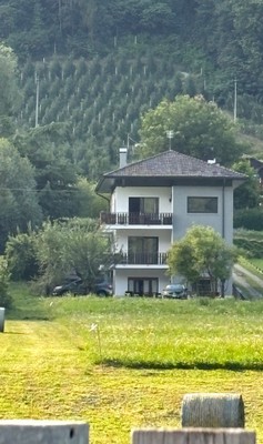 Foto Außenansicht Ferienwohnungen Alp House Dolomiti