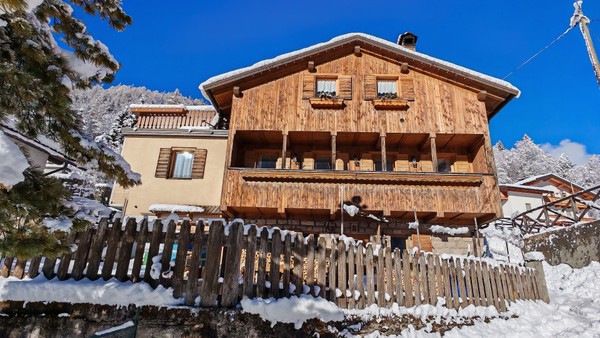 Foto Außenansicht Ferienwohnung Tabia del Caser