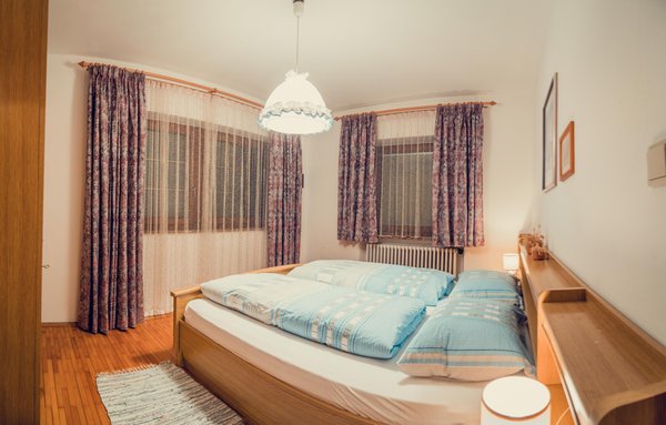 Foto vom Zimmer Ferienwohnungen Tlusel