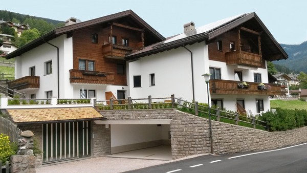 Photo exteriors Apartments Antines