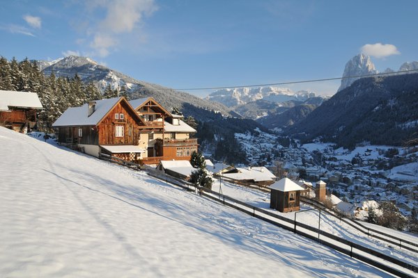 Foto esterno in inverno Casa Cudan