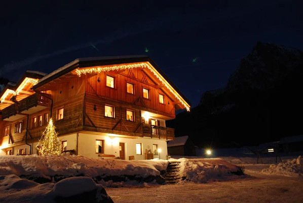 Photo exteriors Farmhouse apartments Agritur Masc Fascianel