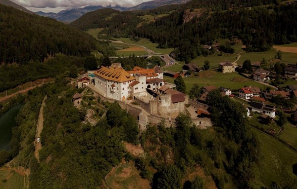 Photo exteriors Hotel + Residence Castel Badia