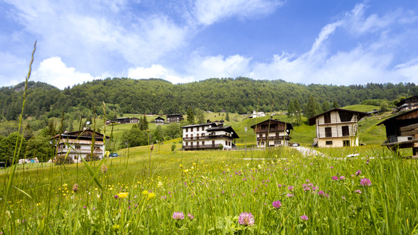 Foto Außenansicht Ferienwohnung Casa Lateis 24