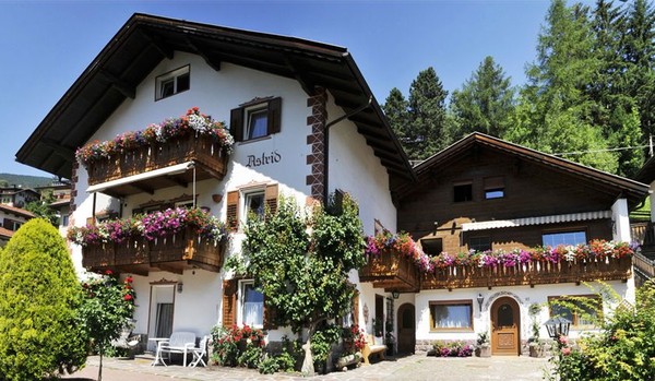 Foto esterno Appartamenti Villa Astrid