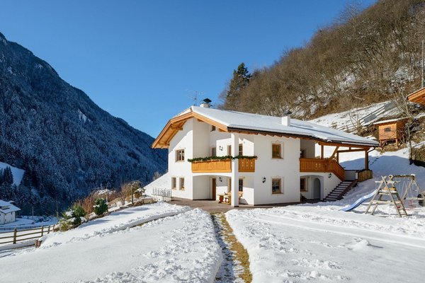 Photo exteriors in winter Schönau Bio & Spa Family Apartments