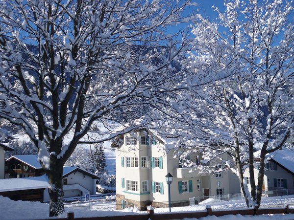 Foto Außenansicht im Winter Villa Anderlan