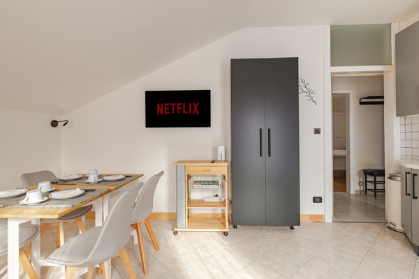 Foto della cucina E-Motion Alpe Adria Apt. – Garage & EV Charging