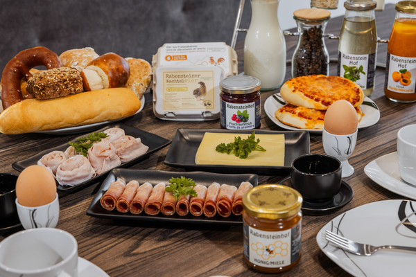 Das Frühstück Ferienwohnungen auf dem Bauernhof Rabensteinhof