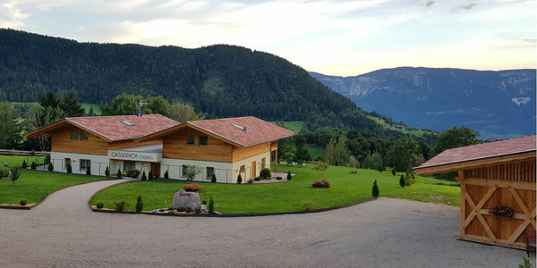 Photo exteriors Farmhouse B&B Gasserhof