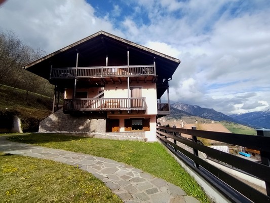 Foto esterno Appartamento Vista Cermis