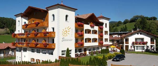Foto esterno Hotel Sonnenhof
