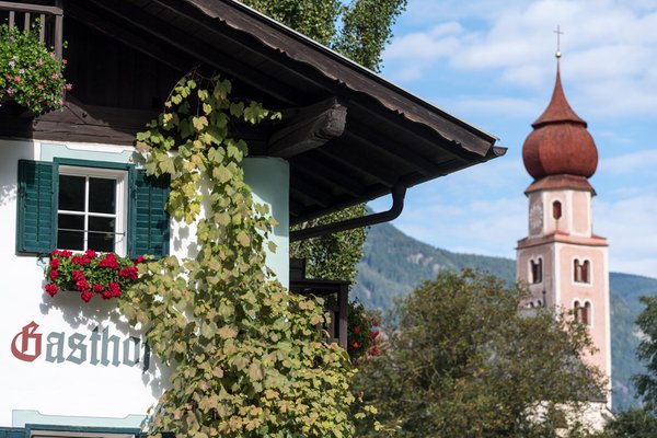 Foto Außenansicht im Sommer Zu Tschötsch