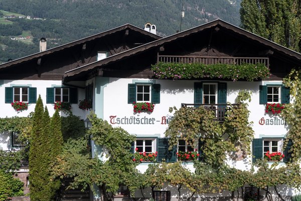 Foto Außenansicht im Sommer Zu Tschötsch