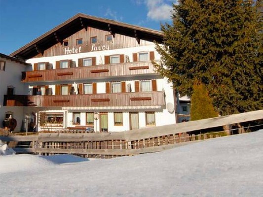 Foto Außenansicht Garni-Hotel Savoy