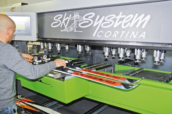 Foto di alcuni dettagli Skisystem Cortina