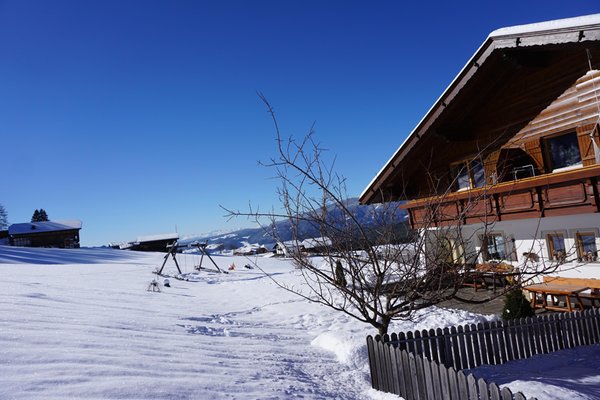 Foto esterno in inverno Pötzes