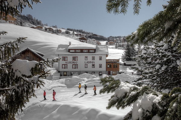 La posizione Berghotel Ladinia Corvara