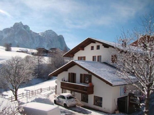 Foto esterno Appartamenti Casa Karbon Erich