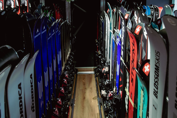 Ski rental Promescaiol Cortina Cortina d'Ampezzo