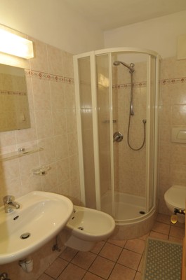 Foto del bagno Appartamenti in agriturismo Fiziderhof