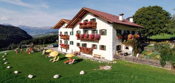 Photo exteriors Farmhouse apartments Hof Zerund