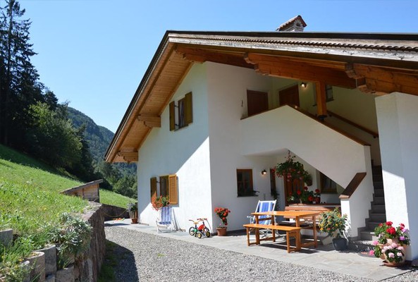 Foto esterno Appartamenti in agriturismo Puntschuhof