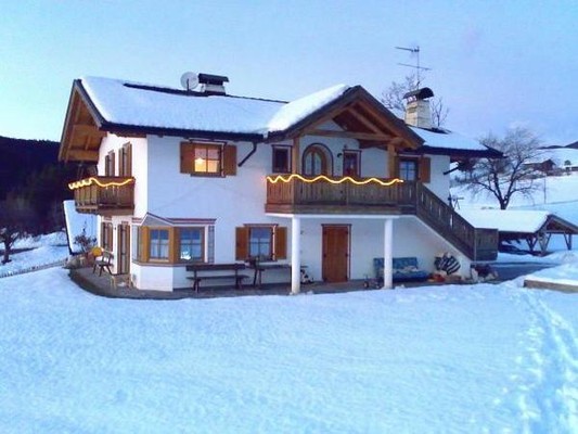Foto Außenansicht Ferienwohnungen auf dem Bauernhof Radauerhof