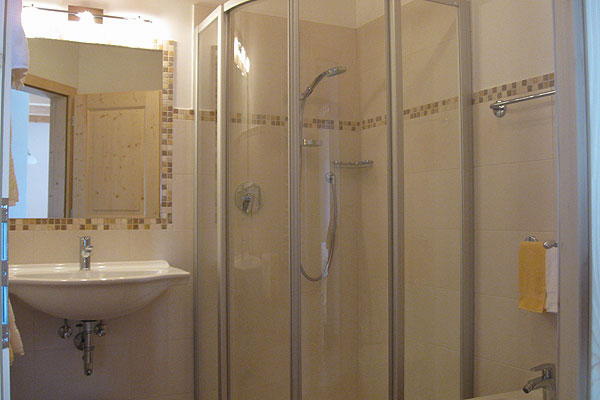Foto del bagno Appartamenti in agriturismo Ronsolhof