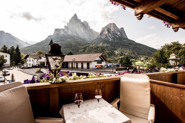 Foto del balcone Enzian Genziana - Alpines Beauty & Wellness