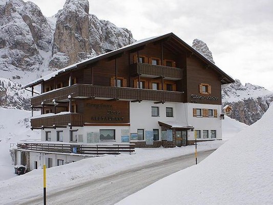 Photo exteriors Hotel Berghaus - Rifugio Frara