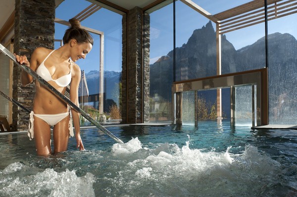 Photo of the indoor swimming pool