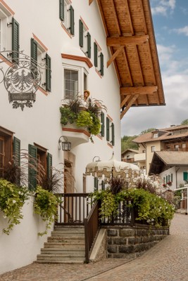 Photo exteriors Hotel + Residence Schwarzer Adler