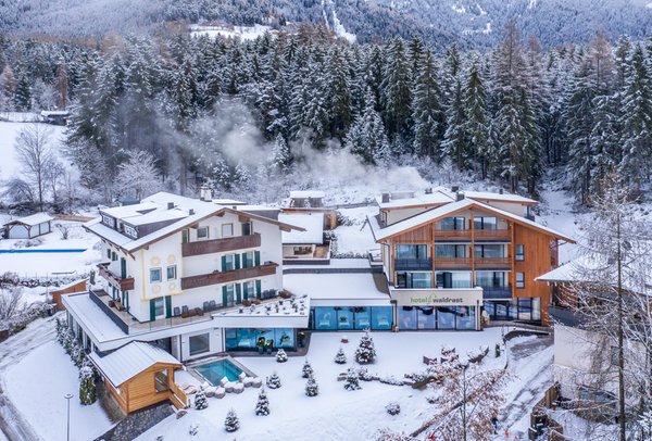 Foto invernale di presentazione Hotel Waldrast Dolomiti