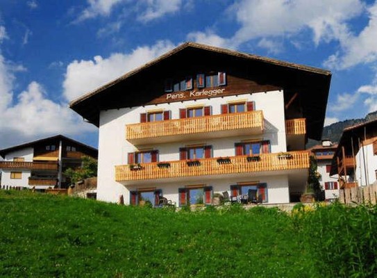 Foto Außenansicht Pension Karlegger