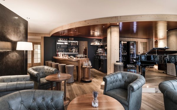 Foto von der Bar Hotel + Residence Sonus Alpis