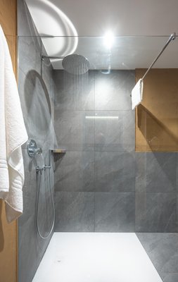 Foto del bagno Appartamenti in agriturismo Pitzelterhof