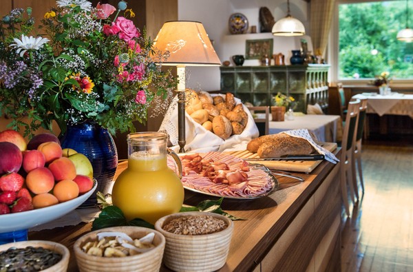 The breakfast Hotel + Residence Perwanger