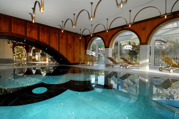 La piscina Hotel + Residence Rose Wenzer