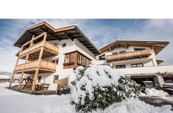 Foto esterno in inverno Platzerhof