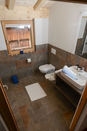 Foto del bagno Appartamenti in agriturismo Funtnatscherhof
