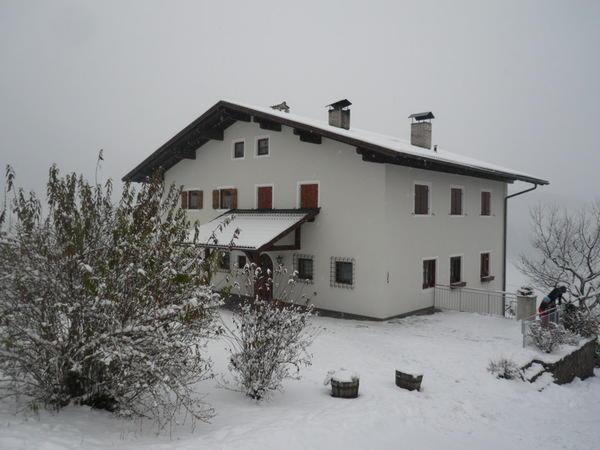 Foto invernale di presentazione Appartamenti in agriturismo Funtnatscherhof