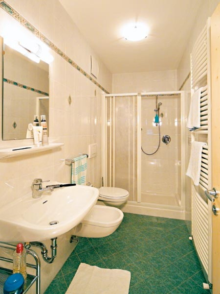 Foto del bagno Appartamenti in agriturismo Pulserhof