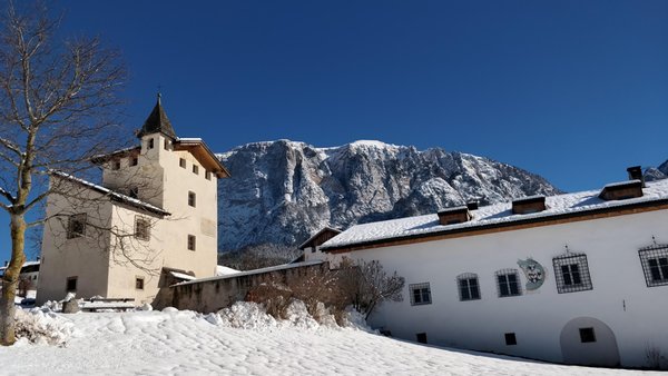 Foto esterno in inverno Edelansitz Zimmerlehen