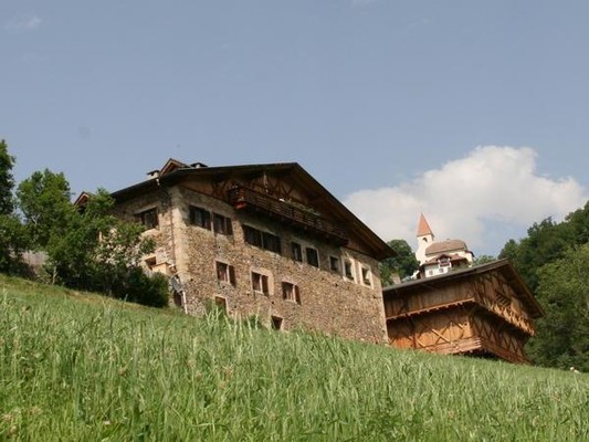 Foto Außenansicht Ferienwohnungen auf dem Bauernhof Fronthof