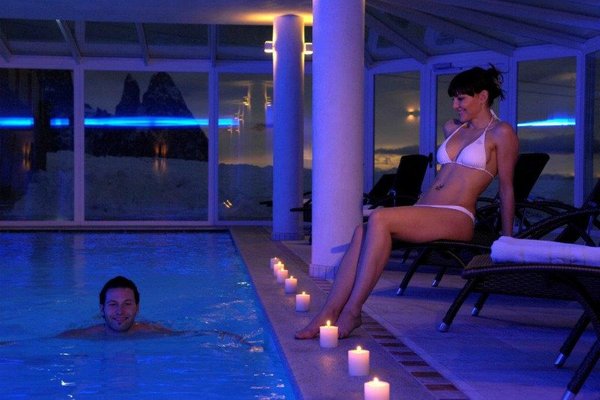 La piscina Hotel Santner Alpine Sport & Relax