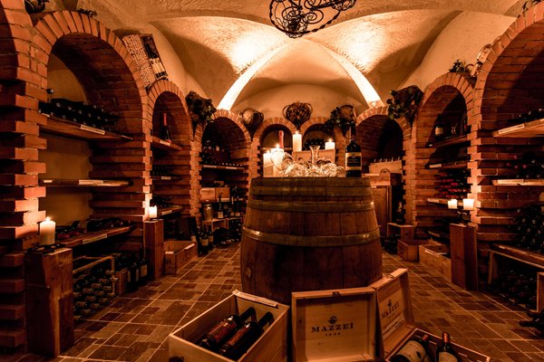 Wine cellar Alpe di Siusi / Seiser Alm Bellavista